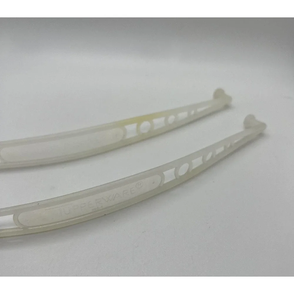 Vintage Tupperware 2 Qt Bev Cariolier Replacement Handles White 593‎